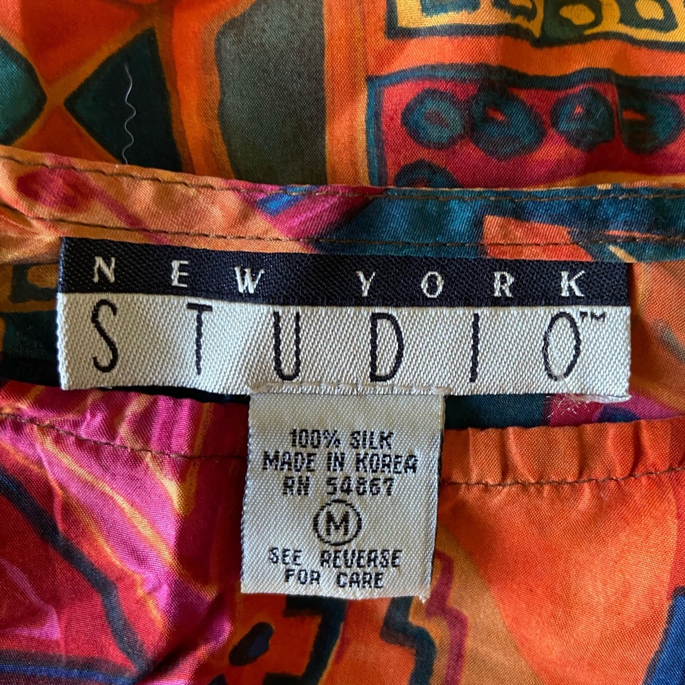 New York Studio Vibrant Silk Blouse